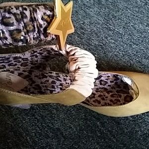 Shoes  tan purple and leopard